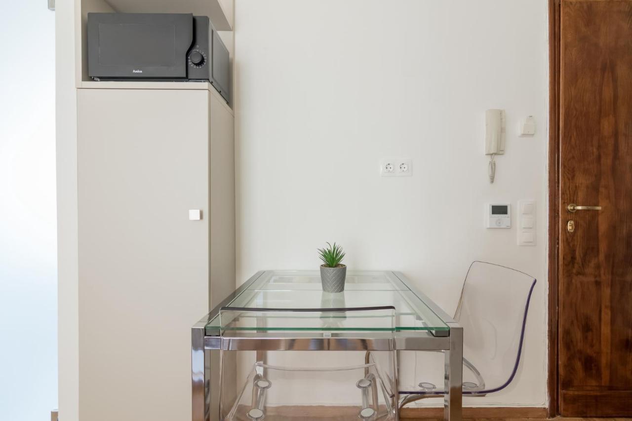 Elegant Studio In Athens B ภายนอก รูปภาพ
